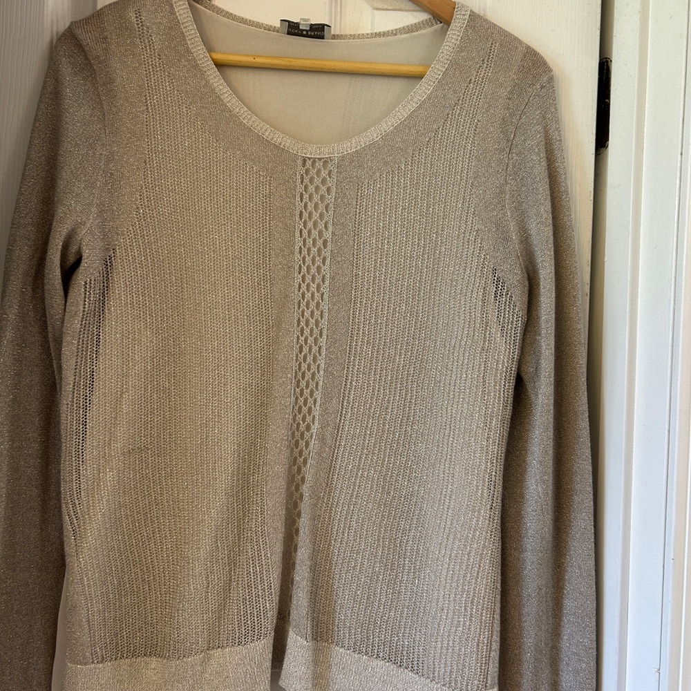 Lucky Brand Cream and Gold Crew Neck Sweater Lightweight Essential